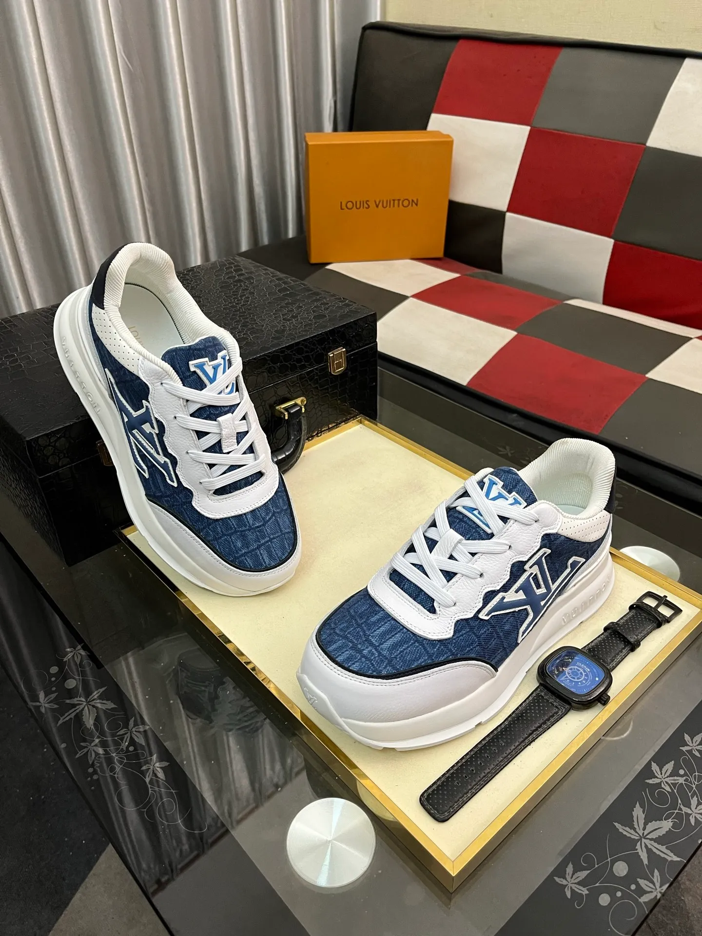Men's shoes 💰458⌚️⌚️[Louis Vuitton LV] Dad shoes are popular casual sports shoes with outsole, breathable and comfortable, easy to walk, trendy men's versatile fly woven epoxy with ➕leather lining➕Gucci's popular original outsole, sports and running style, super comfortable. Size 38-443️⃣Colors available